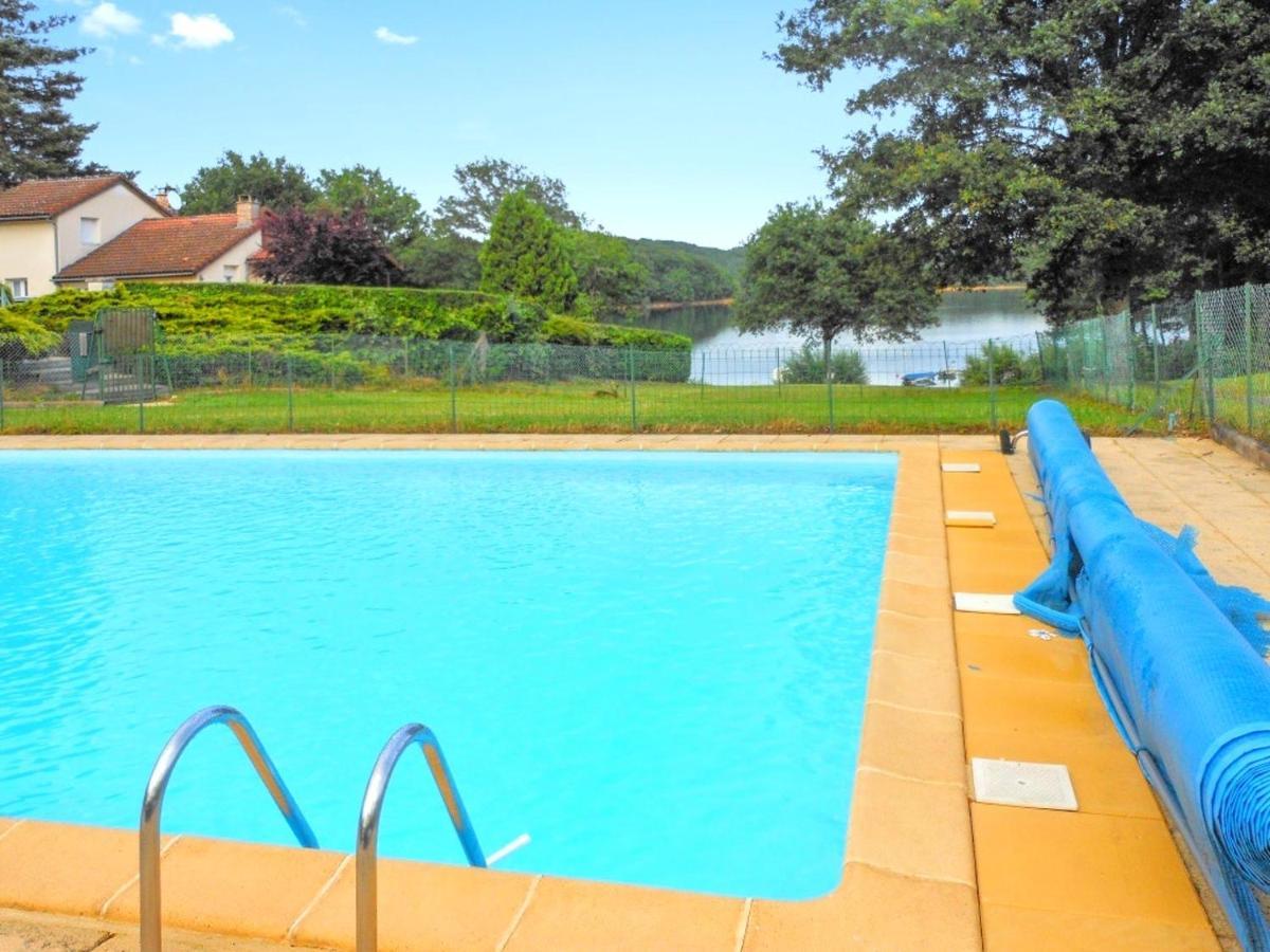 Chalet Charmant A Saint-Gerons Avec Piscine Partagee Exterior foto