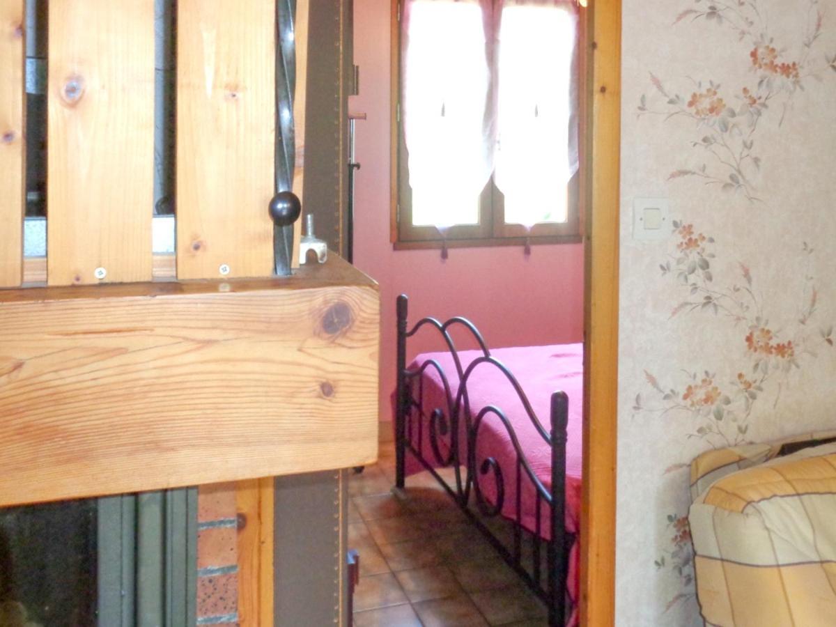 Chalet Charmant A Saint-Gerons Avec Piscine Partagee Exterior foto