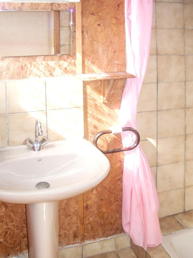 Chalet Charmant A Saint-Gerons Avec Piscine Partagee Exterior foto